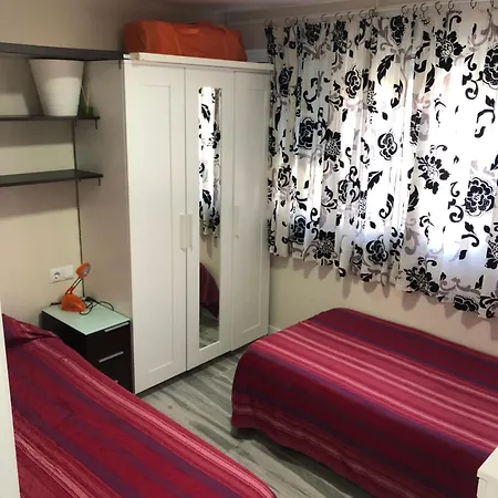 Cerca De La Playa Victoria De アパート カディス