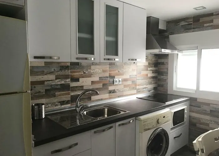 Cerca De La Playa Victoria De * Кадис